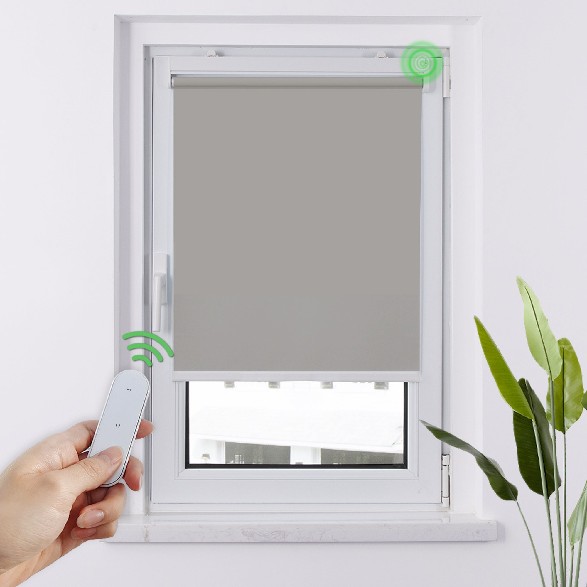 Elektrisches Rollo M100 Motorrollo silberbeschichtet vollverdunkelnd wärmedämmend Fensterrollo mit Funkmotor für Schlafzimmer Wohnzimmer Büro