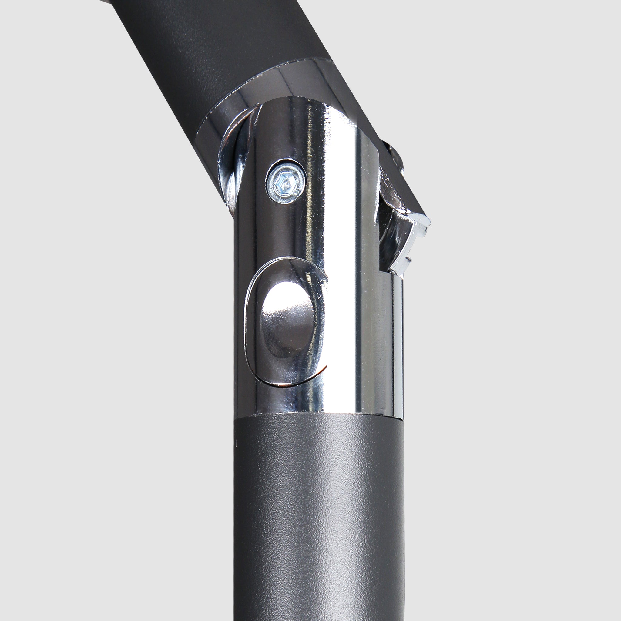 Enlarged swivelling point on the umbrella pole