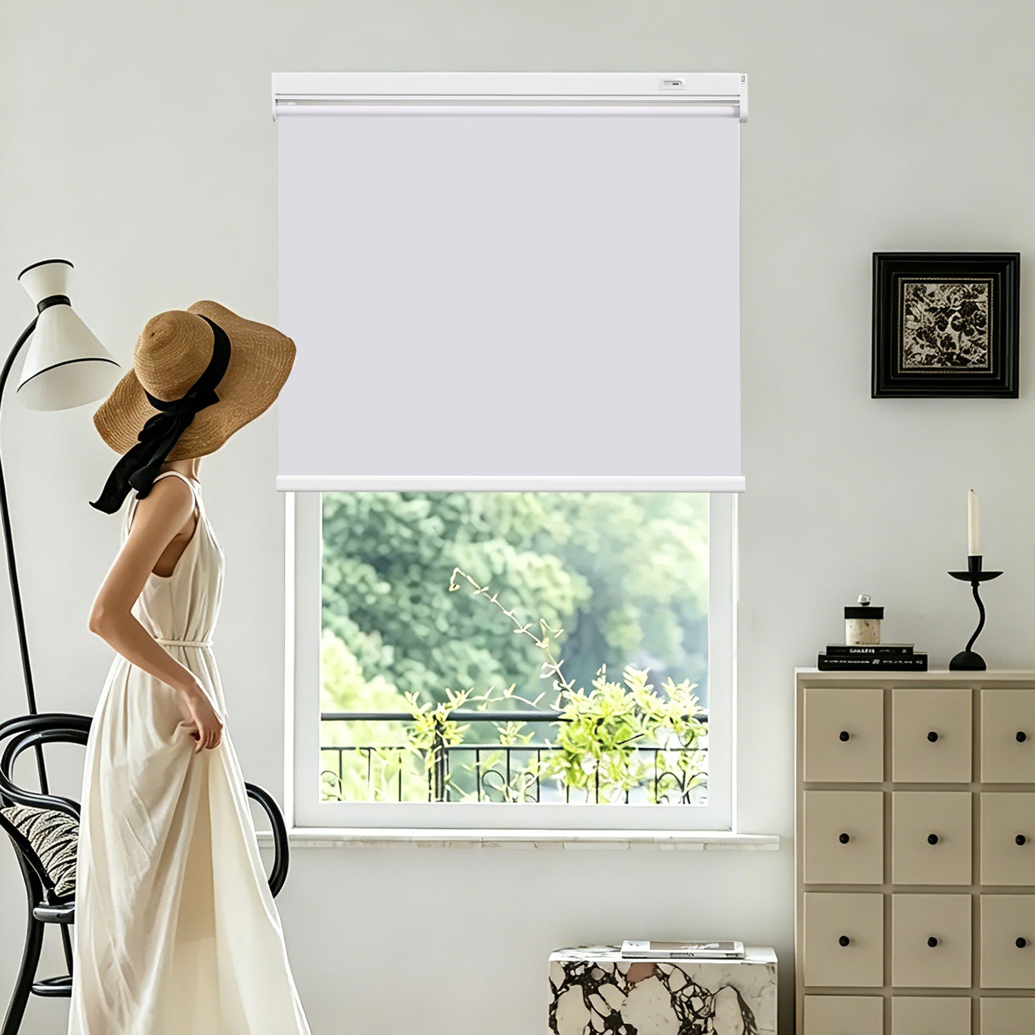 HOMEDEMO M132 Wiederaufladbares elektrisches Verdunkelungsrollo mit Motor &amp; Fernbedienung, Alexa kompatibles Smart Klemmfix Rollo ohne Bohren auch zur festen Montage, Sonnenschutz und Sichtschutz Fensterrollo Innen in Dunkelgrau